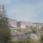 Du Chateau 2*